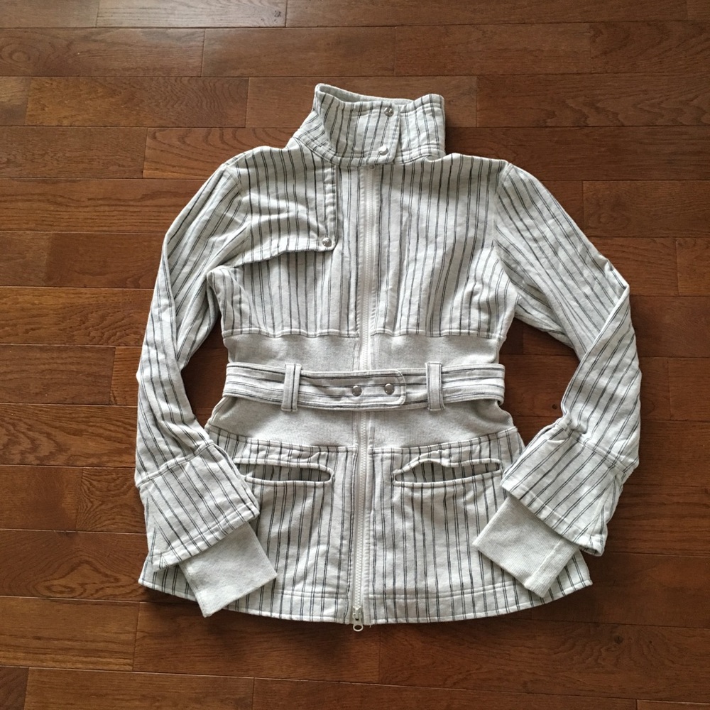🔥Lululemon Full Metal Jacket-Pinstripe🔥 - Picture 4 of 9